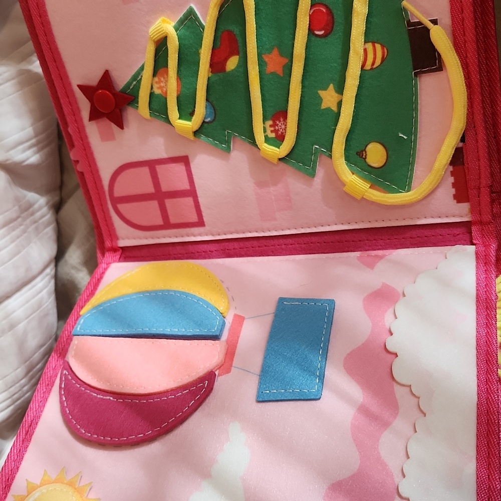 Princess Busy Board - Picture 4 of 4